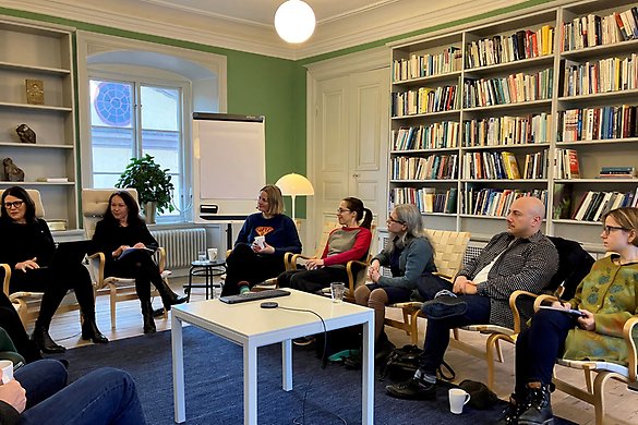 Christina Garsten and Pro Futura Scientia Fellows during a SALP session.
